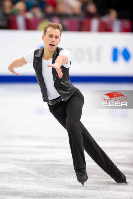 Ice Gallery Skates U.S.